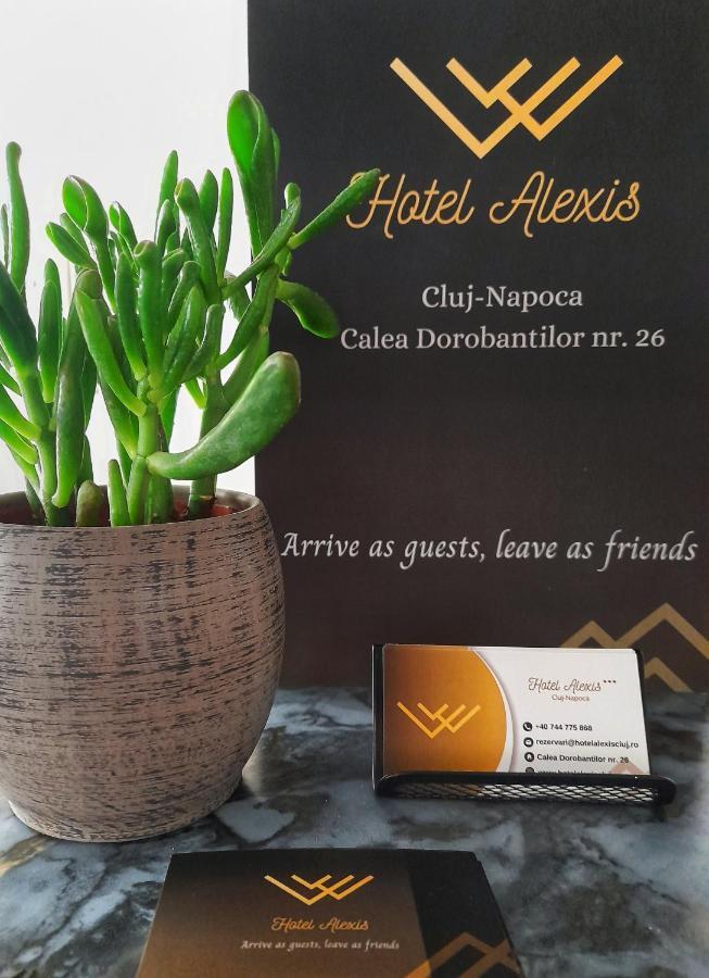 קלוז'-נאפוקה Hotel Alexis מראה חיצוני תמונה