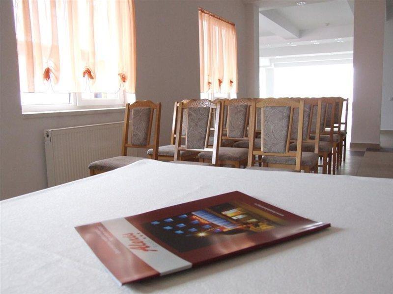קלוז'-נאפוקה Hotel Alexis מראה חיצוני תמונה